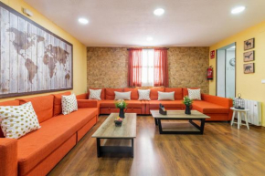  GREAT APARTMENT NEAR PLAZA MAYOR Large groups  Мадрид